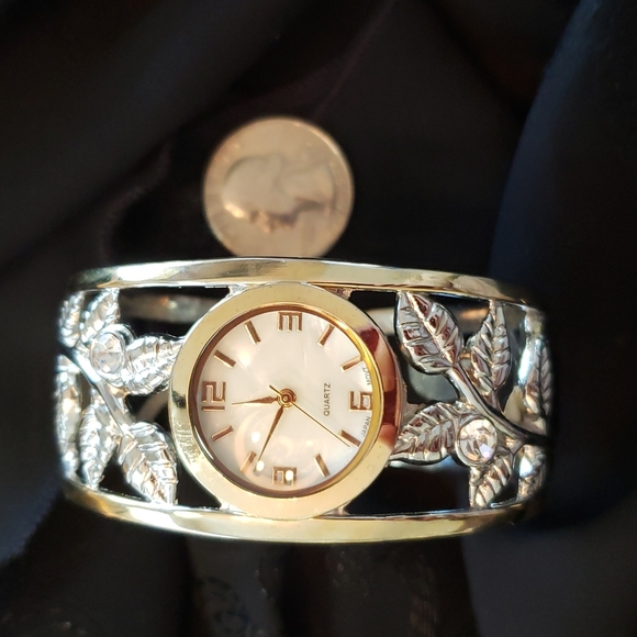 Collezio Two-tone Cuff Bracelet Watch - Picture 3 of 17